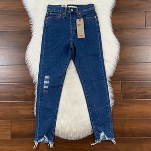 Levi’s wedgie high rise skinny jeans